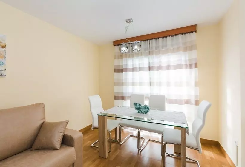 Sunhome Carlos Haya Flat