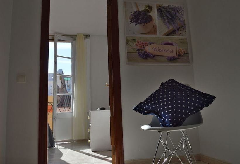 Tarragonasuites 22st Francesc Enrique