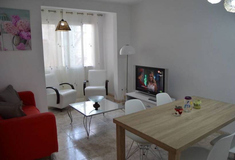 Tarragonasuites 22st Francesc Enrique