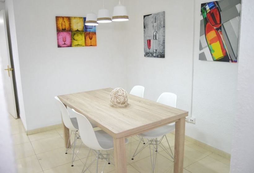 Tarragonasuites 22st Francesc Enrique