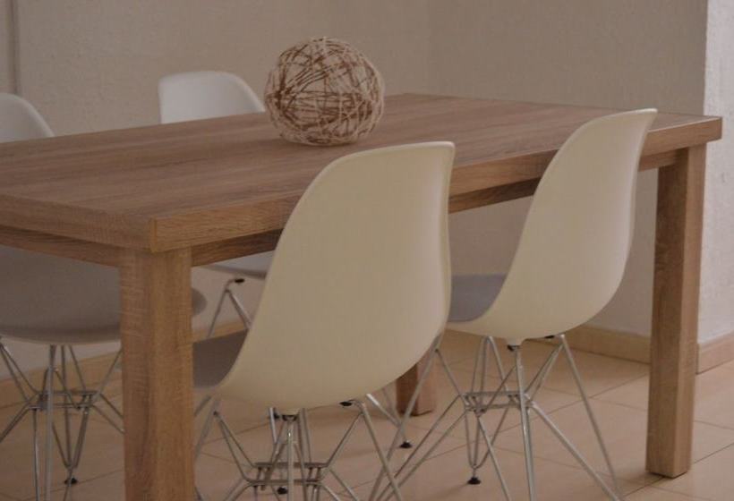 Tarragonasuites 22st Francesc Enrique