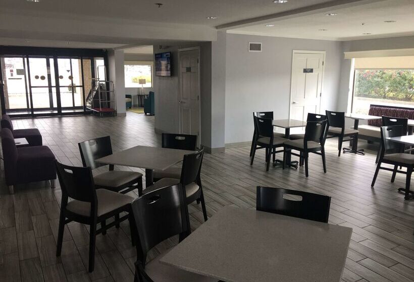 בית מלון כפרי Best Western Garden Inn