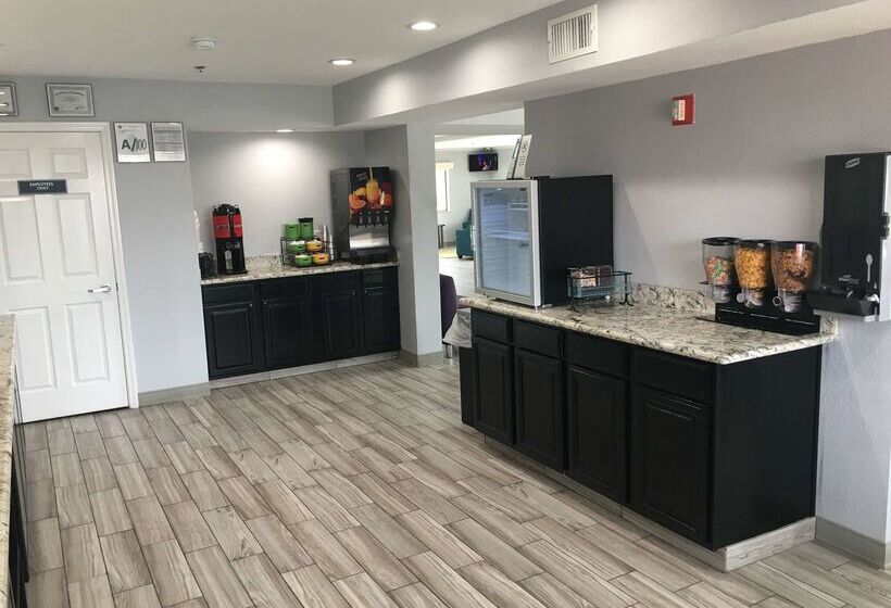 בית מלון כפרי Best Western Garden Inn