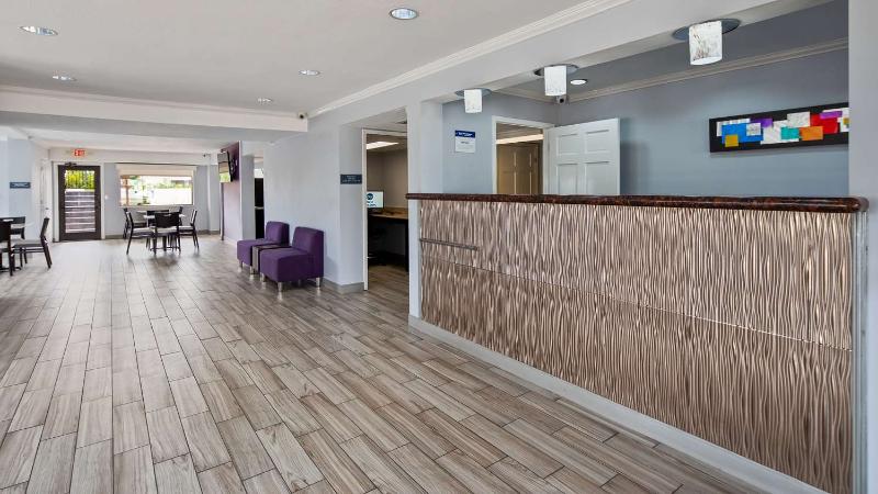 בית מלון כפרי Best Western Garden Inn