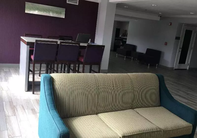 فندق Best Western Garden Inn