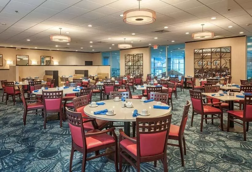 فندق Best Western Plus Strongsville Cleveland