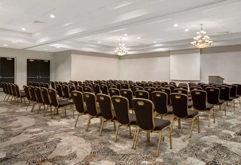 酒店 Crowne Plaza Auburn Hills, An Ihg