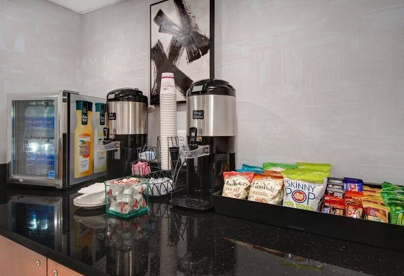 בית מלון כפרי Crowne Plaza Auburn Hills, An Ihg