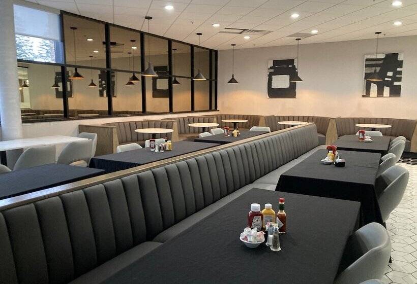 בית מלון כפרי Crowne Plaza Auburn Hills, An Ihg