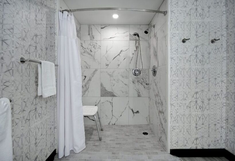 בית מלון כפרי Crowne Plaza Auburn Hills, An Ihg