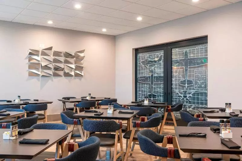 Delta Hotels By Marriott Kalamazoo Conference Center