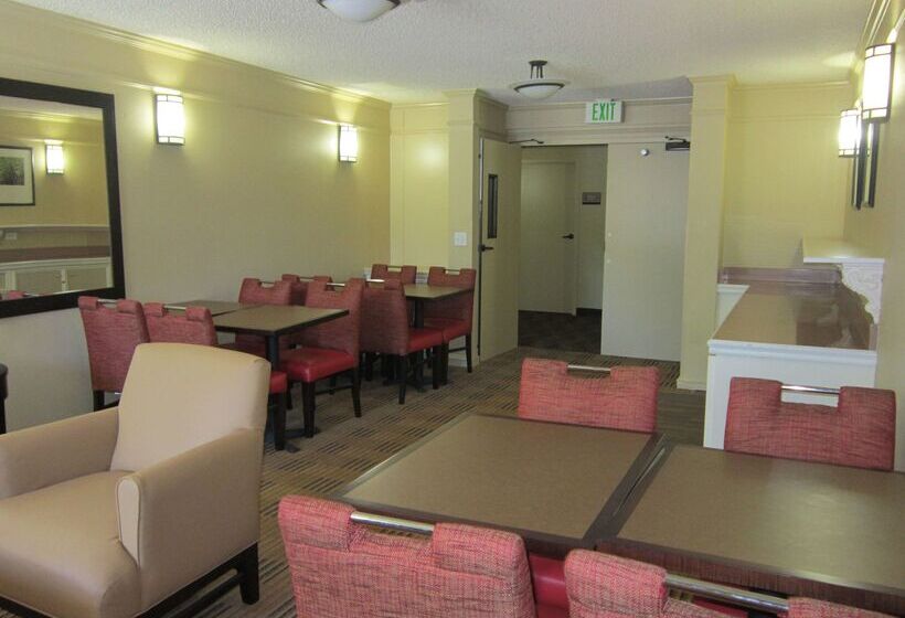فندق Extended Stay America Suites  Fremont  Fremont Blvd. South