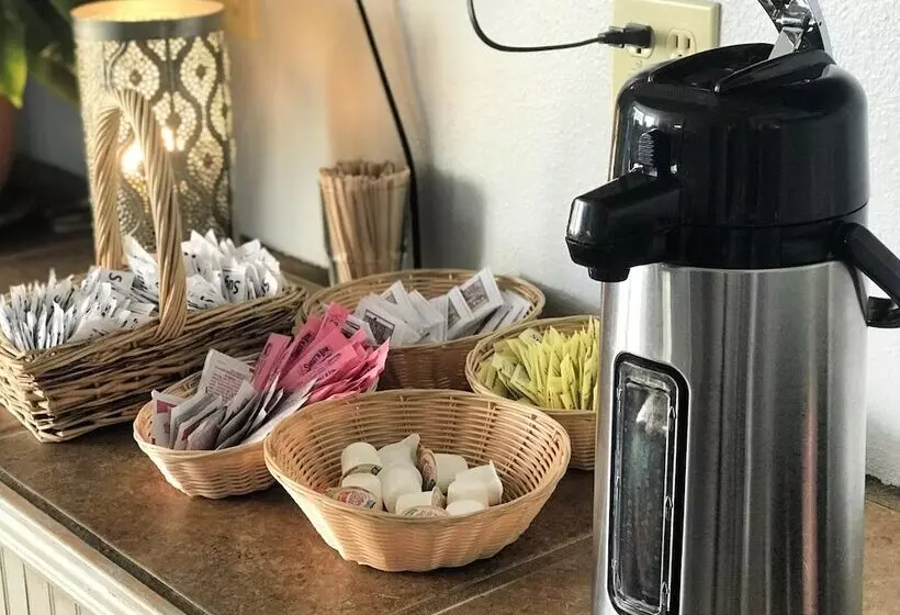 Отель Gold King Mountain Inn