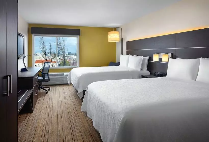 Holiday Inn Express Hotel & Suites Belmont, An Ihg