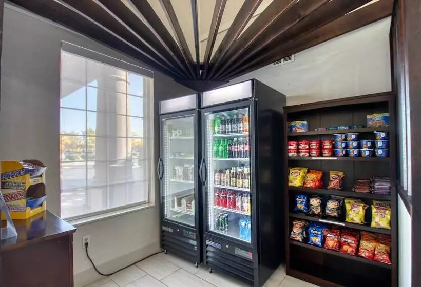 Holiday Inn Express Hotel & Suites Oshkosh   State Route 41, An Ihg