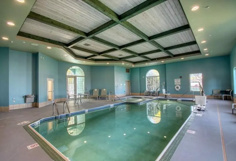 Holiday Inn Express Hotel & Suites Oshkosh   State Route 41, An Ihg