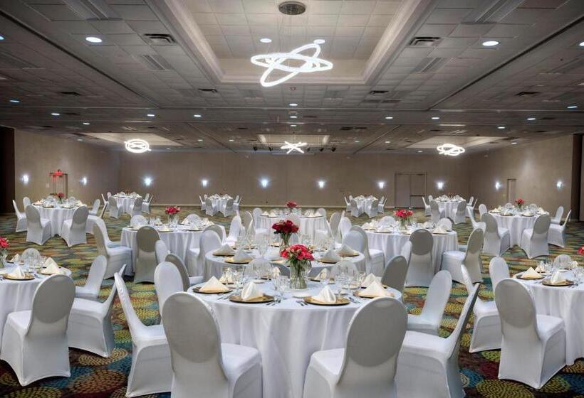 酒店 Holiday Inn Express Janesville I 90 & Us Highway 14, An Ihg