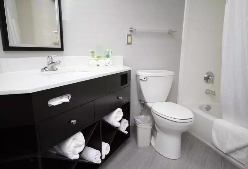 Отель Holiday Inn Express Janesville I 90 & Us Highway 14, An Ihg