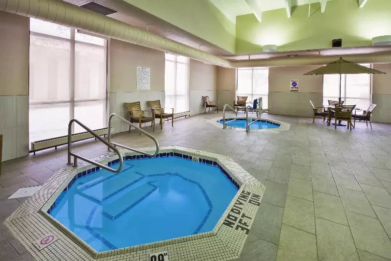 בית מלון כפרי Holiday Inn Rapid City   Rushmore Plaza, An Ihg