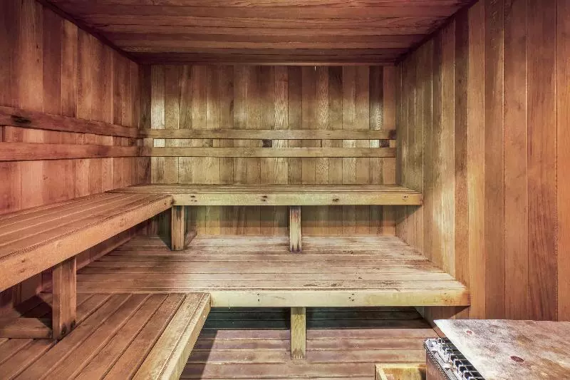 בית מלון כפרי Holiday Inn Rapid City   Rushmore Plaza, An Ihg