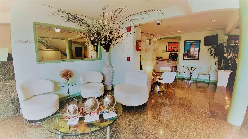 فندق Hollywood Celebrity