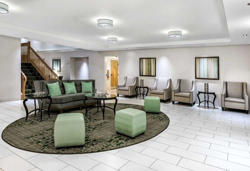 בית מלון כפרי Mainstay Suites Phoenix North