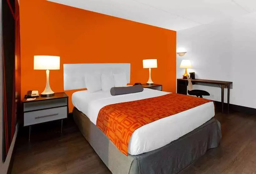 فندق Howard Johnson By Wyndham Waukegan Great Lakes