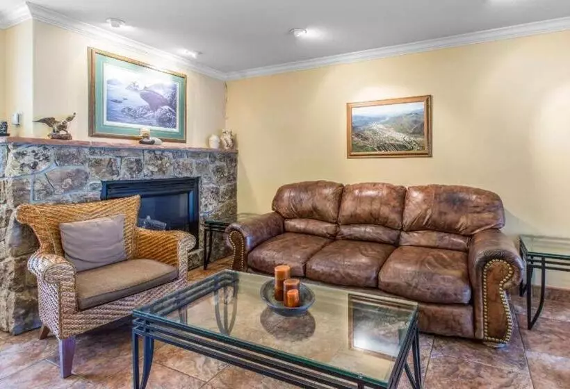 Отель Rodeway Inn