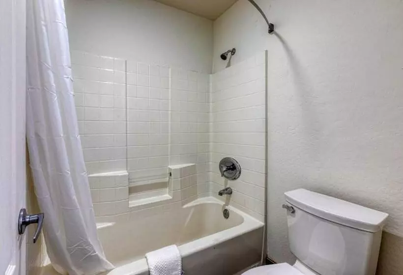 The Hotel Serene Glendale Peoria, Surestay Collection By Best Western