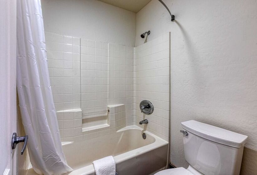 The Hotel Serene Glendale Peoria, Surestay Collection By Best Western