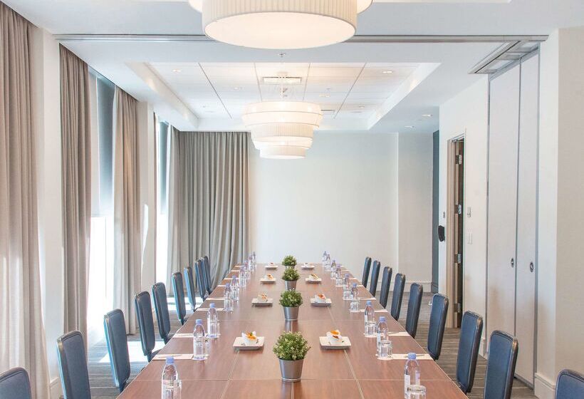 هتل Sonesta Fort Lauderdale Beach