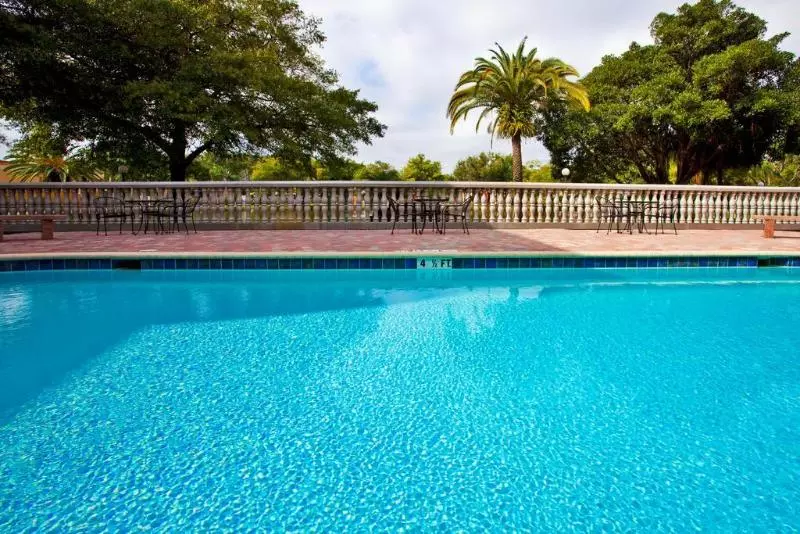 هتل Country Inn & Suites By Radisson, Rj Stadium   Tampa Airport East