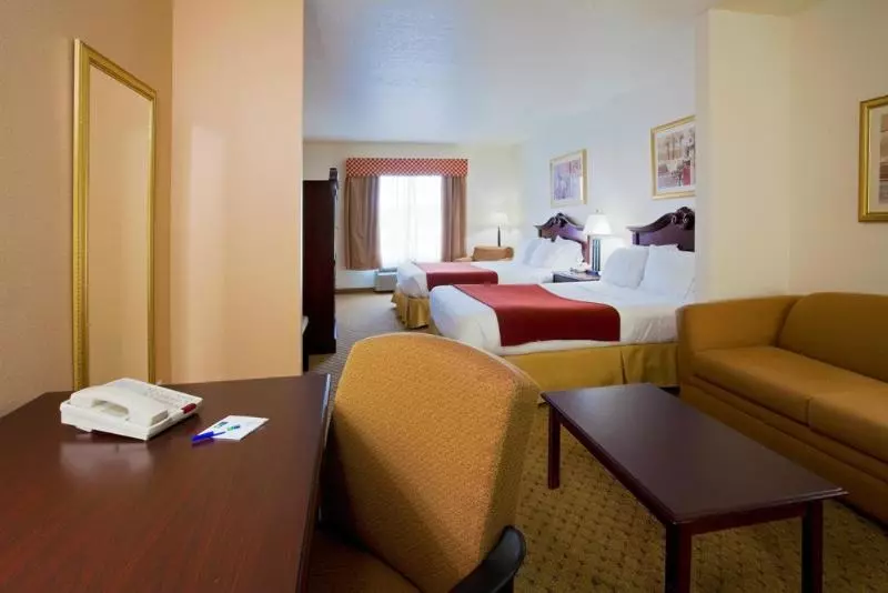 هتل Country Inn & Suites By Radisson, Rj Stadium   Tampa Airport East
