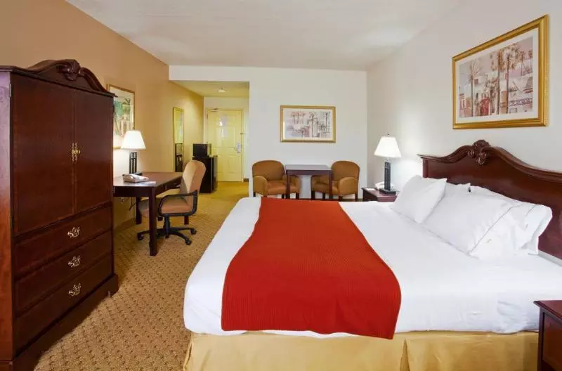 هتل Country Inn & Suites By Radisson, Rj Stadium   Tampa Airport East