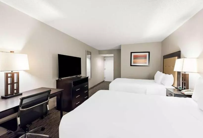 The Plaza On The Pike Hotel Atlantic City West By Oyo