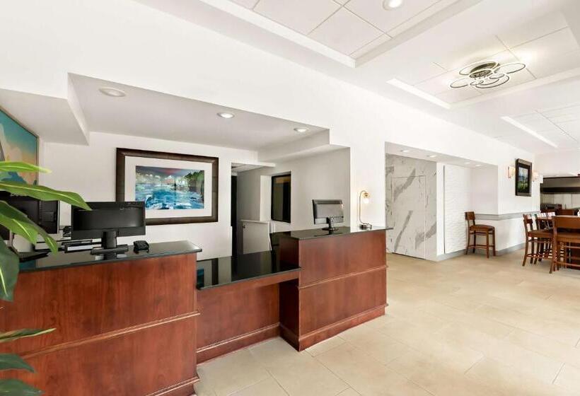 The Plaza On The Pike Hotel Atlantic City West By Oyo