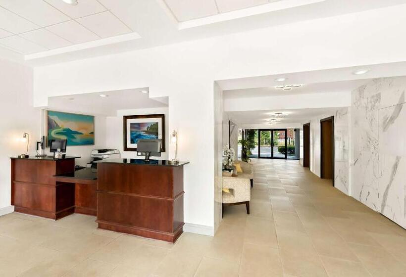 The Plaza On The Pike Hotel Atlantic City West By Oyo