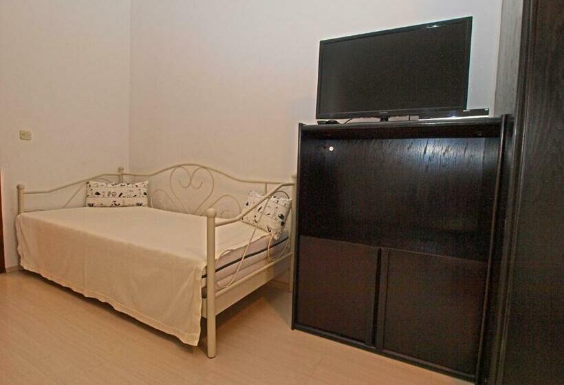 Apartments Marija 85