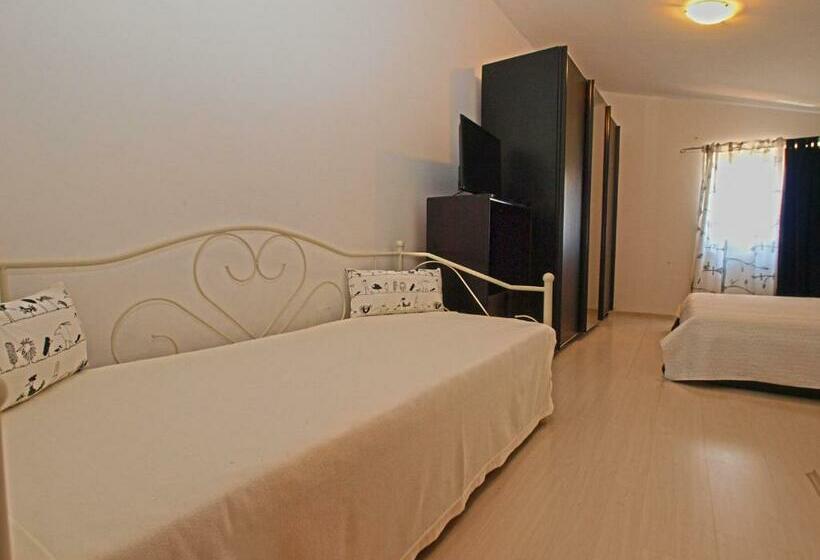 Apartments Marija 85