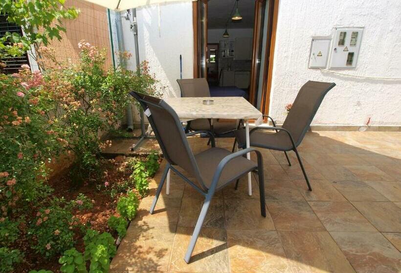 Apartments Marija 85