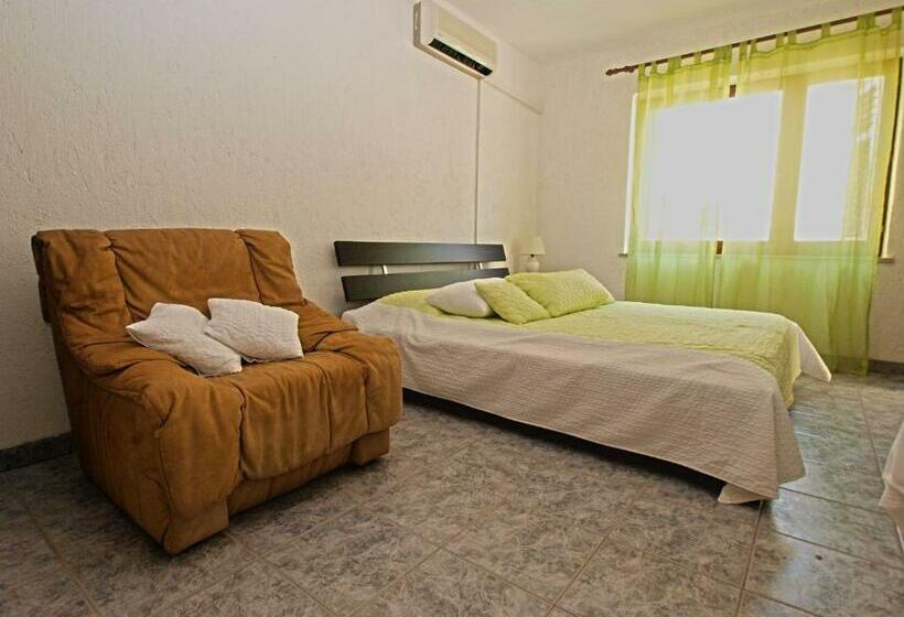 Apartments Marija 85