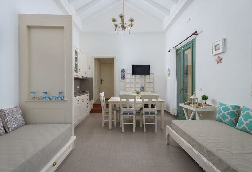 Blue Wave Astradeni House