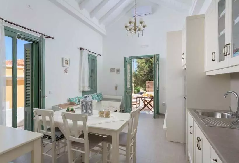 Blue Wave Astradeni House