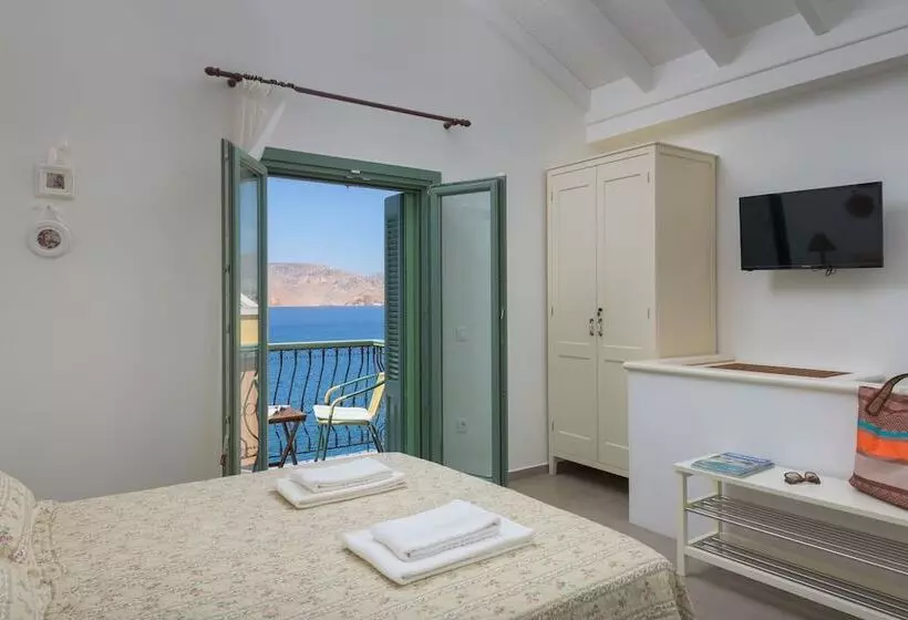 Blue Wave Astradeni House