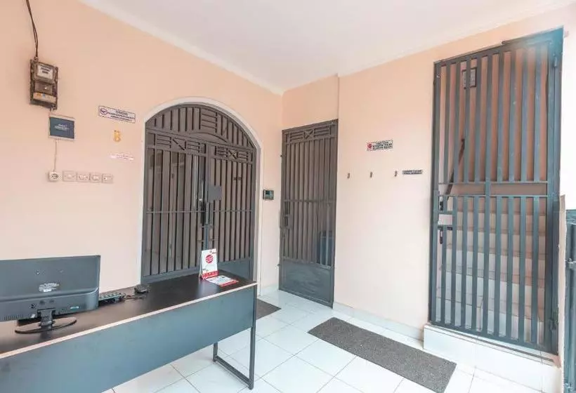 Hotelli Oyo 1841 Kathyrn Residence