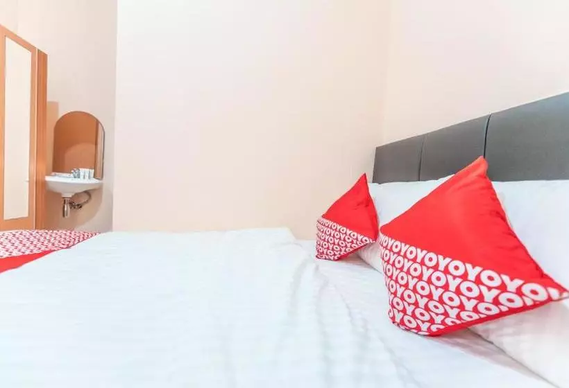 Hotelli Oyo 1841 Kathyrn Residence