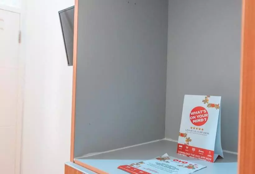 Hotelli Oyo 1841 Kathyrn Residence