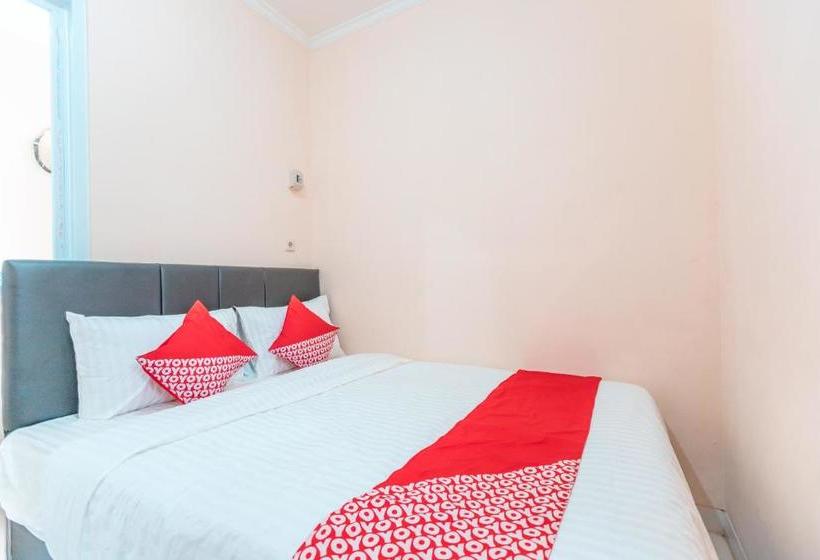 בית מלון כפרי Oyo 1841 Kathyrn Residence