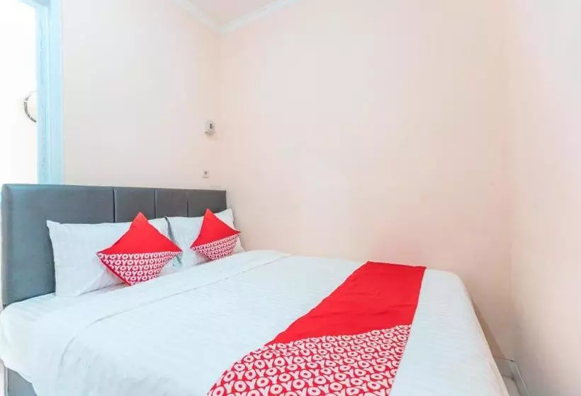 Hotelli Oyo 1841 Kathyrn Residence