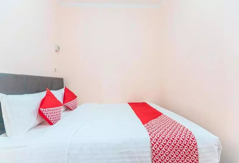 Hotelli Oyo 1841 Kathyrn Residence